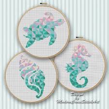 Learn how to stitch up this lovely cross stitch love hoop with dana batho of peacock & fig. Which Count Aida Cloth Should I Use For My Cross Stitch The Crafty Mummy
