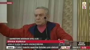Aydemir akbaş, 1964 yılında evlendiği eşi tiyatro oyuncusu beyhan benek'le üç kez ayrıldı, dört kez evlendi. Aydemir Akbas Galatasaray Konusu Olunca Kariyi Da Satarim Youtube