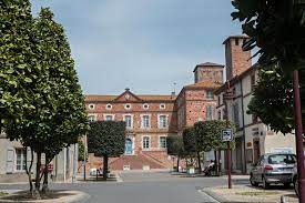 05 63 95 92 21. Saint Nicolas De La Grave Villes Villages Et Bastides A Saint Nicolas De La Grave Guide Tarn Aveyron