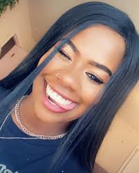 Emma Burdette's Instagram, Twitter & Facebook