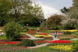 An admission fee is charged. Ein Botanischer Garten Mit Schonen Und Seltenen Pflanzen Ein Attraktiver Tierpark Ein Spiel Und Sportparadies Ein Grugapark Essen Ausflug Seltene Pflanzen