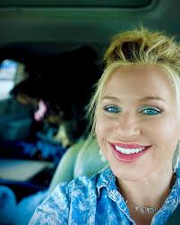 Growing by the day, loving this warm weather.