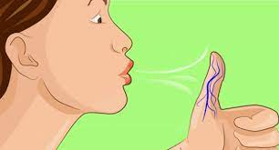 両手の親指に息を吹きかけてみて ガチでトンデモナイことになります 健康 健康になる 体