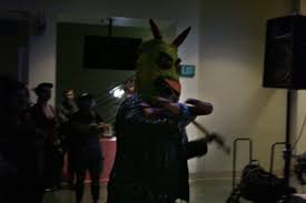 Последние твиты от chuck e. The Radioactive Chicken Heads An Exclucksive