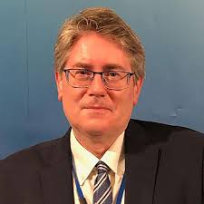 Volunteers breathe exhaust, cleaning products for UK study