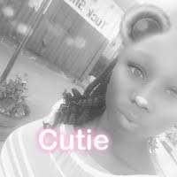 Dacia Edwards's Instagram, Twitter & Facebook