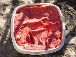Glace A La Fraise Au Thermomix Recette Recette Glace Glace A La Fraise Recettes De Cuisine