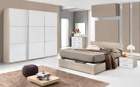 Scopri tutte le nostre cucine: Mondo Convenienza Armadi Tutti I Modelli Anche Su Misura Offerte E Foto