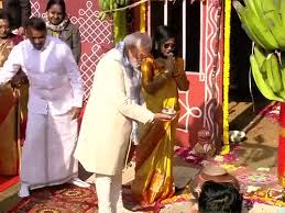 PM Narendra Modi Pongal Celebration Photos; L Murugan | Tamil Culture | पीएम मोदी ने केंद्रीय राज्यमंत्री के घर पोंगल मनाया: बोले- तमिल संस्कृति साझी विरासत, पोंगल प्रकृति ...