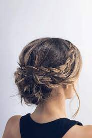 Pin Von Sylvia Auf Coiffure Frisuren Hochzeit Frisur Hochgesteckt Frisur Hochzeit