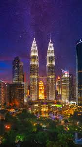 Menara 3 yang setinggi 50 tingkat merupakan bangunan kediaman tertinggi di kuala lumpur. 500 Kuala Lumpur Pictures Hd Download Free Images On Unsplash