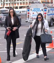Emma coronel aispuro posted three photos of herself laughing and smiling as she walked out. El Chapo S Wife Posts Smiling Pictures On Instagram A Day After Husband S Mistress Testifies Daily Mail Online
