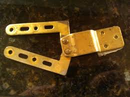 Tri fold medicine cabinet mirror. Can Anyone Identify This Hinge From A Medicine Cabinet Tri View Door Doityourself Com Community Forums