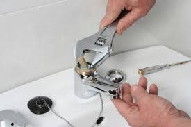 Pipe wrench pipe wrenches, although less common now, are still necessary plumbing tools when it comes to working with large threaded iron or galvanized steel pipes. Best Plumber Tools List 27 Must Have Plumbing Tools