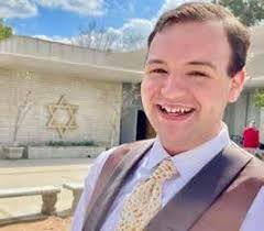 Michelle Currey's Instagram, Twitter & Facebook