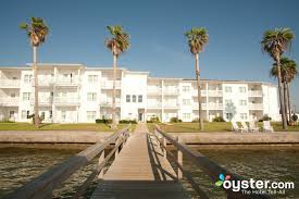 At holiday inn express hotel & suites rockport, an ihg hotel, guests enjoy features like an outdoor pool, a fitness center, and free wifi in public areas. Lighthouse Inn At Aransas Bay Review What To Really Expect If You Stay
