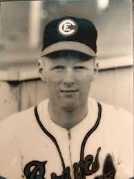 Bill Wakefield's Instagram, Twitter & Facebook