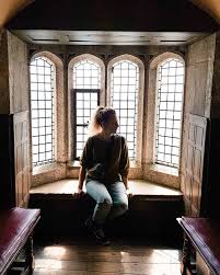 ich will das reisegluck in tutenpacken und mit nach hause schleppen nicht dass ich zu hause unglucklich ware jetzt nicht mehr aber es gab doch eine zeit in de