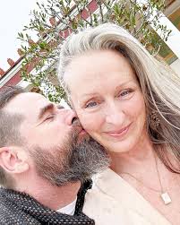 Dawn Cartwright's Instagram, Twitter & Facebook