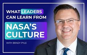 The Manager Track Podcast (December 16, 2025)