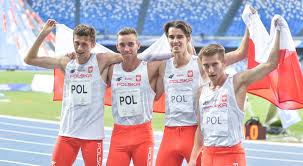 Zresztą kobieca sztafeta 4x400 m w ostatnich latach dojrzewała i krok po kroku docierała do światowej czołówki. Polska Sztafeta 4x400 Metrow Z Brazowym Medalem Uniwersjady Biegowe Pl Wszystko O Bieganiu
