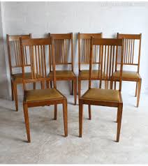 Create an authentic arts & crafts décor in your amish dining room set with a trestle table, captain's chairs and side chairs. Six Arts Crafts Oak Dining Chairs Antiques Atlas