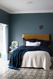 Trend 2018 Fur Wandfabe Petrol Farbe Ist Angesagt Innendesign Zenideen Schlafzimmer Farben Wandfarbe Wohnzimmer Wohnzimmer Ideen Gemutlich