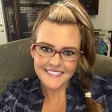 Pamela Schiele's Instagram, Twitter & Facebook