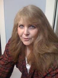 Julie Mccleary's Instagram, Twitter & Facebook