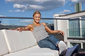 Sophia, was ist nur mit dir los? Sophia Thiel Overview Fitness Program For Women And Experience