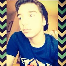 Casey Rivera⚓️ (@aaken_cas)