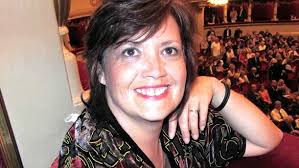 Phyllis Goldblatt sing by etensuurkonsert