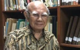 Cerita Sukses Adrian Zecha dan Filosofi Hotel "Damai" yang Mendunia »  Pancar ID