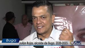 QUIEN ES ROSA MONCADA.