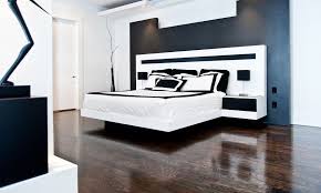 The wooden furniture decides that in this decoration adds to the general feeling of the room, depending on the style and type of wood. 45 Timeless Black And White Bedrooms That Know How To Stand Out
