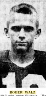 Ft. Thomas Highlands, led by their little QB little Roger Walz (pictured),  5'10, 150 lbs, were 12-0 and state champions in 1961. The Bluebirds beat  Richmond 12-0