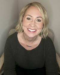 Vonda Shelton's Instagram, Twitter & Facebook