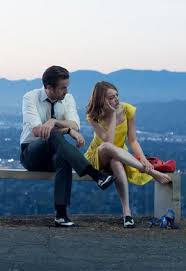 Mia (emma stone) et sebastian (ryan gosling) se croisent la première fois dans les embouteillages de los angeles et partagent leur haine respective à. La La Land La La Land Wallpaper 42652030 Fanpop