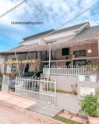 Pengulangan bentuk ini akan semakin terasa elegan jika ada kedinamisan yang diperlihatkan. 6 Desain Pagar Rumah Minimalis Terbaru Tahun Ini Homeshabby Com Design Home Plans Home Decorating And Interior Design