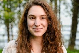 De la pédologie aux champignons: Simone Caron remporte la bourse  Fernand-Seguin