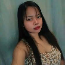 One of the Baes' actress Joyce Ching created buzz online after she  announced that she is engaged to her non-showbiz boyfriend, Kevin Alimon.  Get to know him in this gallery.