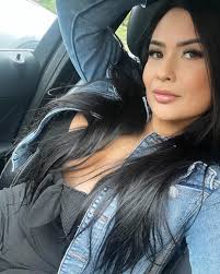 Operada,o no, te entro .😅