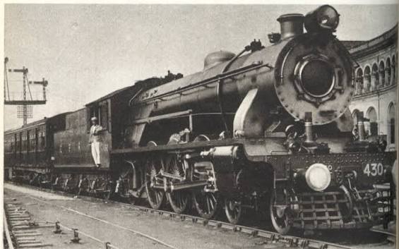 India's 1860s steam bus with English traction engine