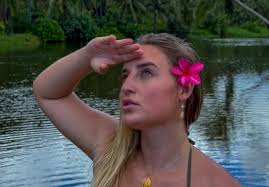 Belén Esteban, rota: el mensaje de apoyo a su amiga tras la muerte más  complicada de superar