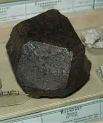 Menakanit Mineral Information Data And Localities