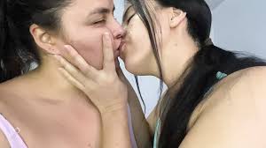 Deep Lesbian Kisses with Tongue: Kissing Porn feat. zoemelissa by FapHouse