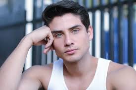 Talento tico: Actor guanacasteco debutará como protagonista en serie de  Televisa