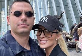 Tyler McBeth: Αυτός είναι ο σύντροφος του υποψήφιου για την προεδρία του  ΣΥΡΙΖΑ Στέφανου Κασσελάκη