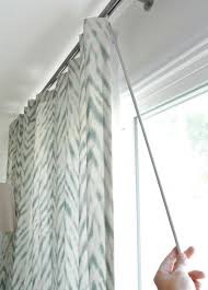 A Stylish Window Treatment For Sliding Doors Centsational Style Portes Coulissantes De Patio Porte Coulissante Couvre Fenetres