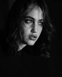 Beautiful Black And White Female Portraits By Peter Muller Best Beauty Tips Portrait Good Beauty Routine